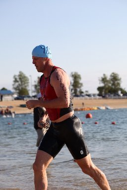 http://forum.slowtwitch.com/images/users/images/1/10801-large_rattleswim09.jpg
