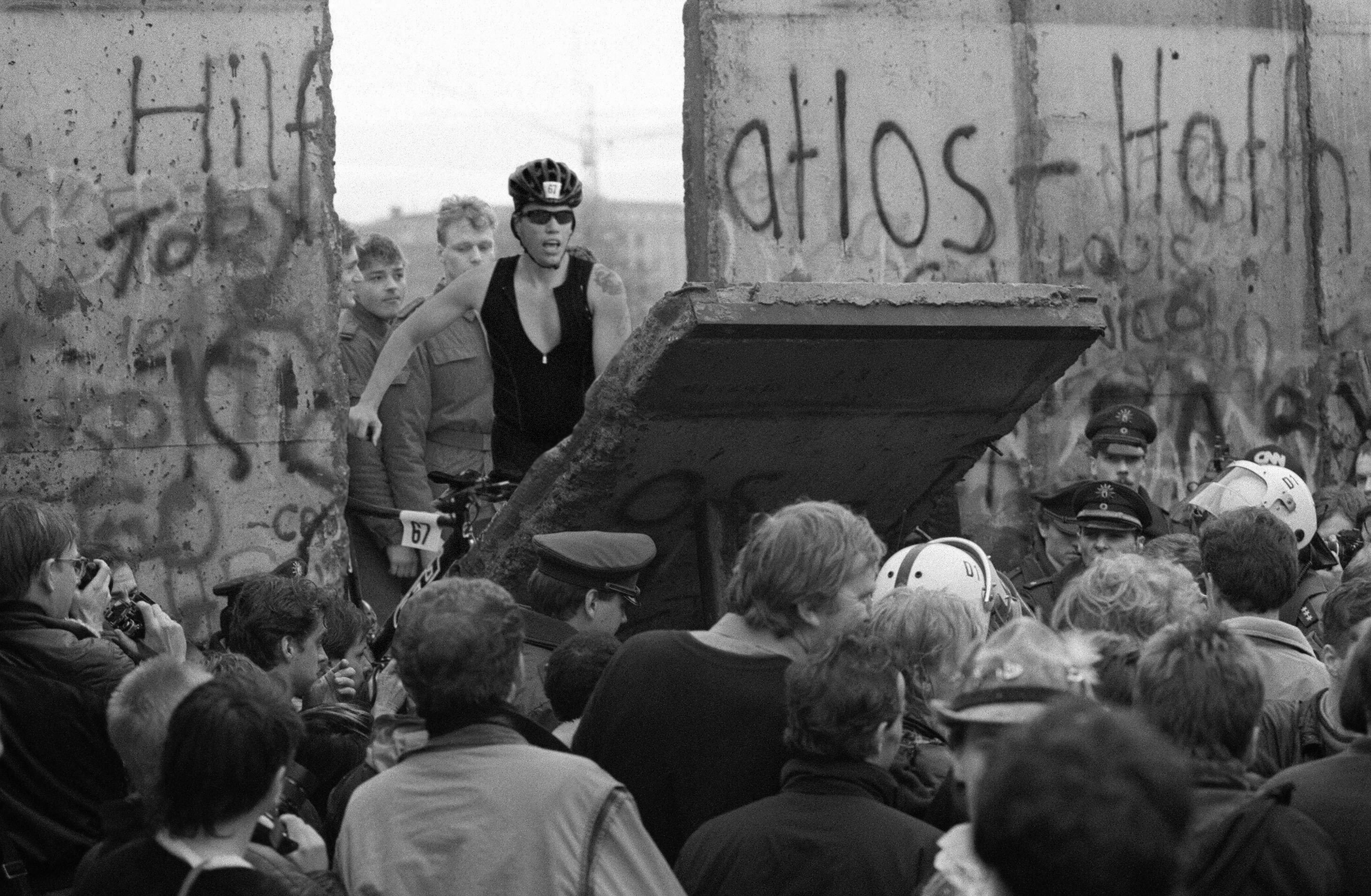 work-berlin%2520wall_edited-1.jpg