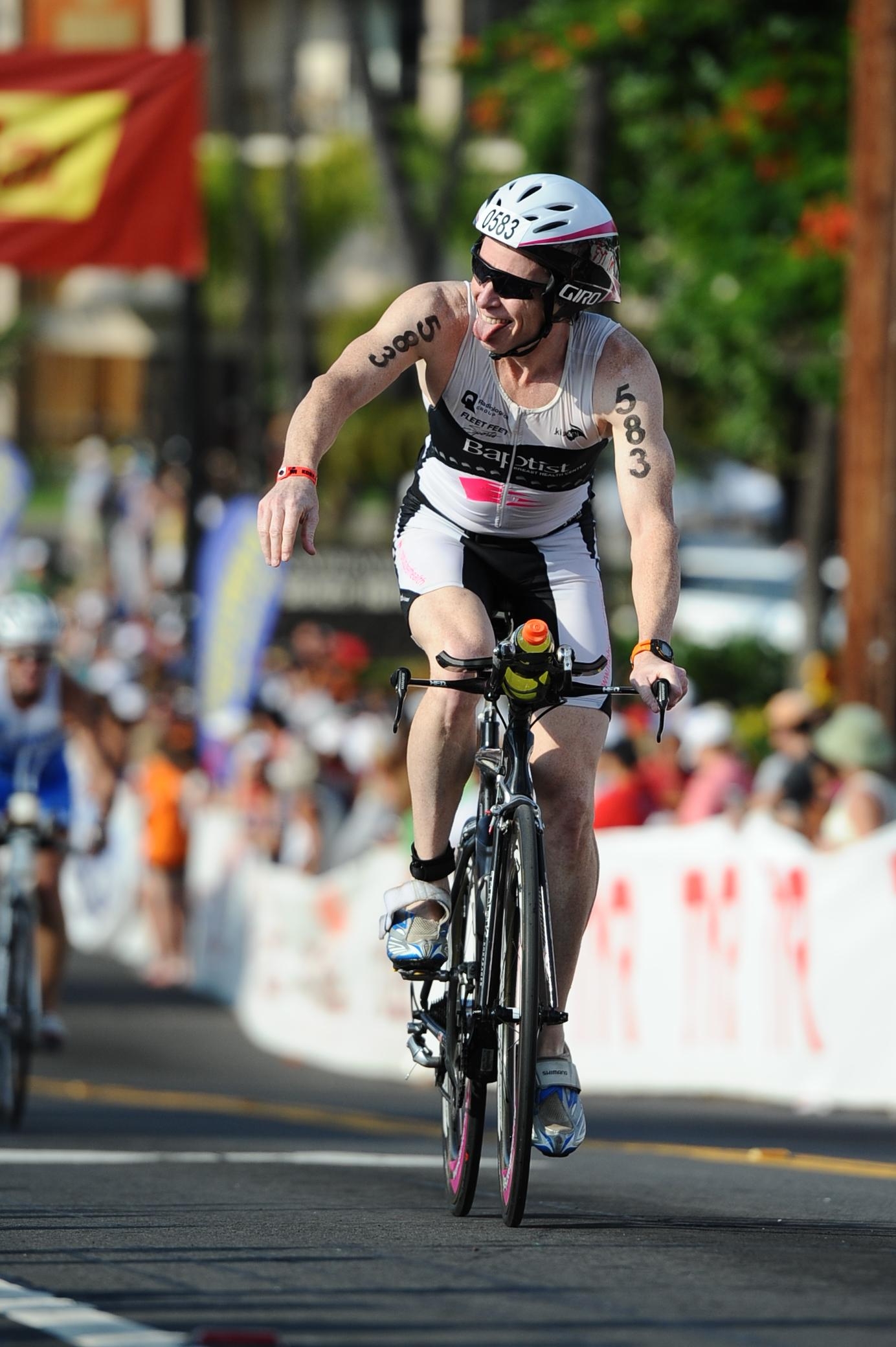 work-kona%2520bike%2520sm.JPG