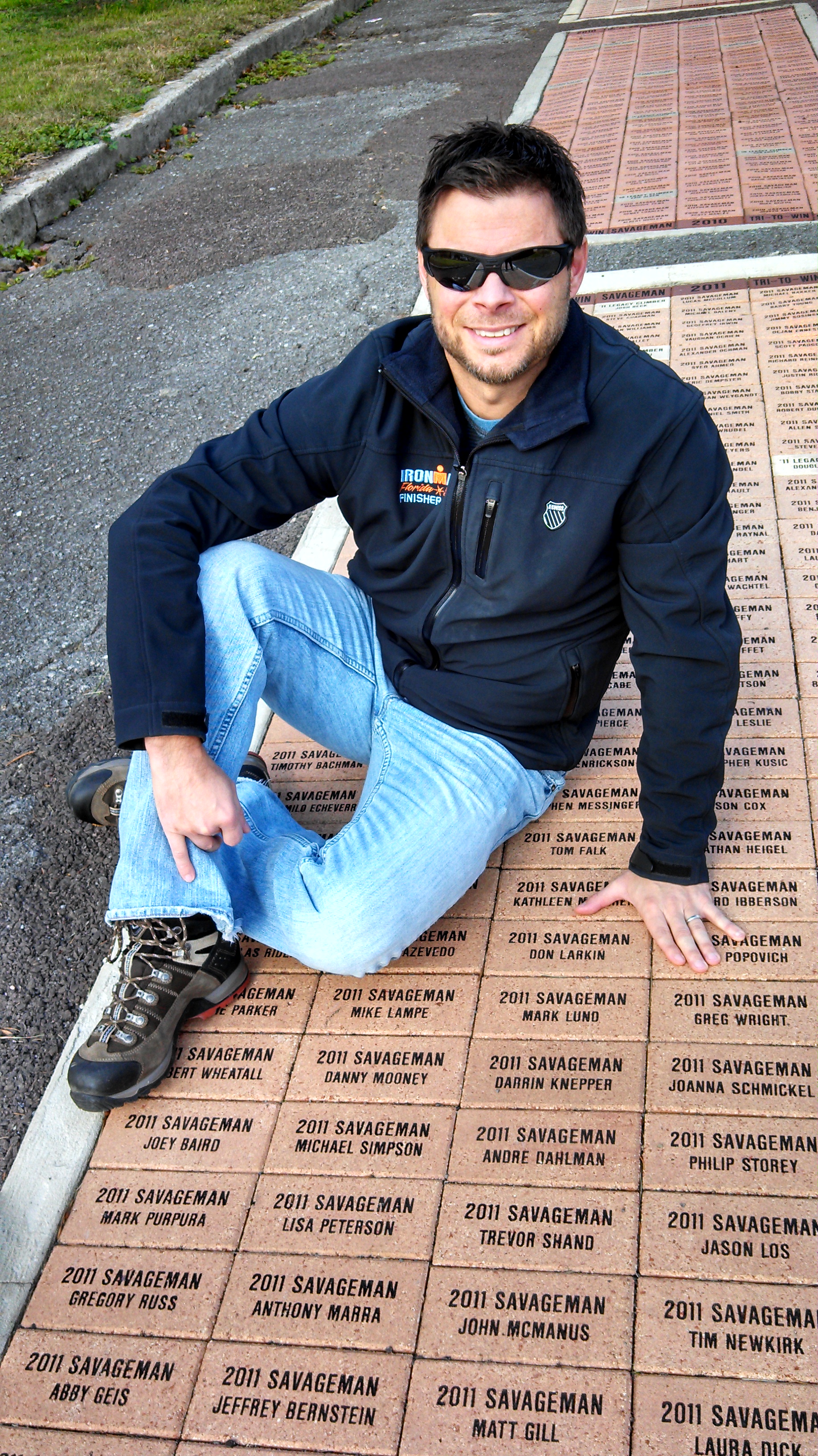 work-2013-10%2520Don%2520and%2520his%2520brick%2520at%2520Westernport%2520Wall.jpg