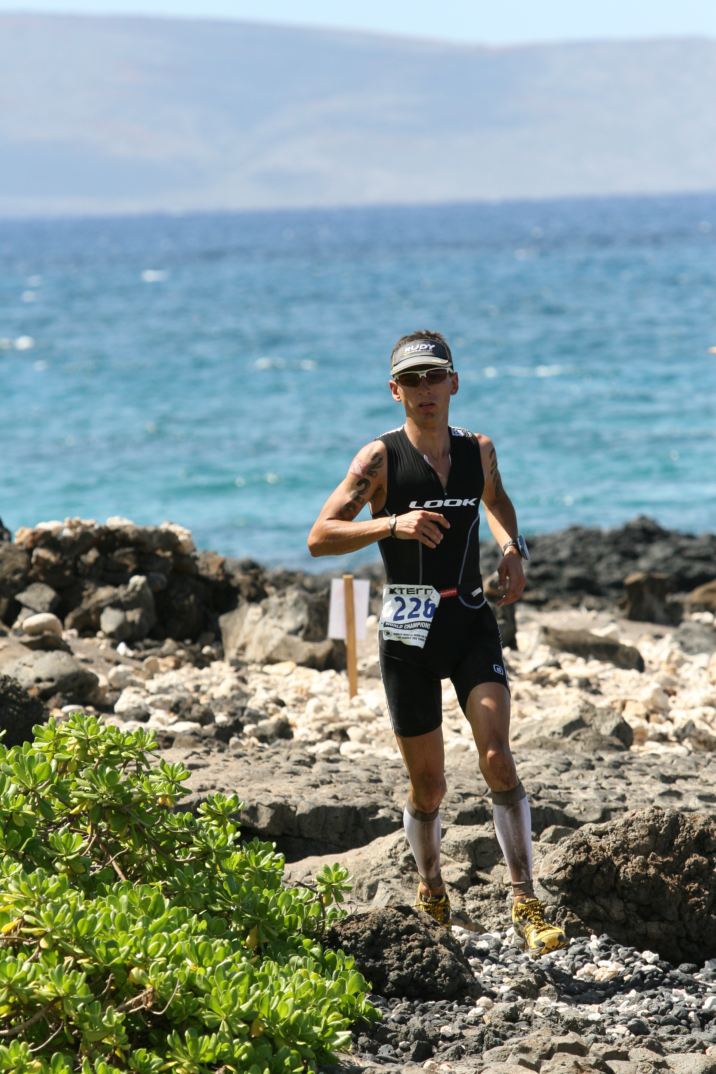 work-20101024_xterra_maui_cap_2.jpg