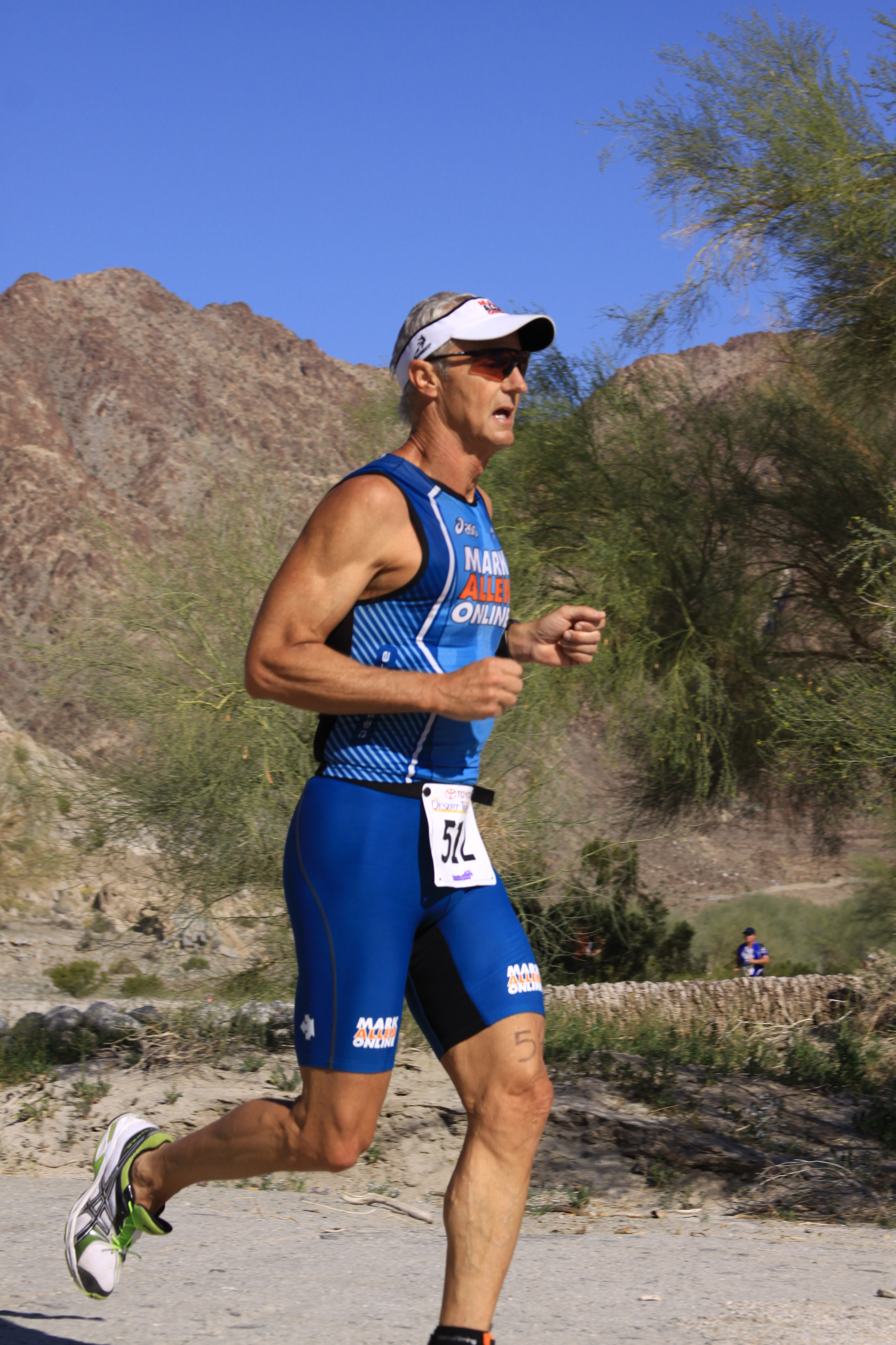 work-2009%2520Desert%2520Tri_run.jpg