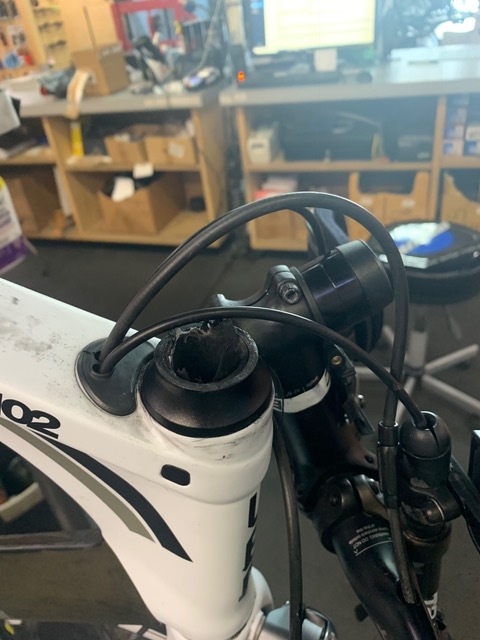 steerer tube.JPEG