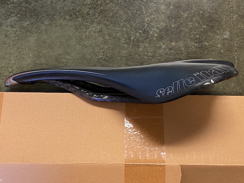 2.Selle Italia sideLF.jpeg